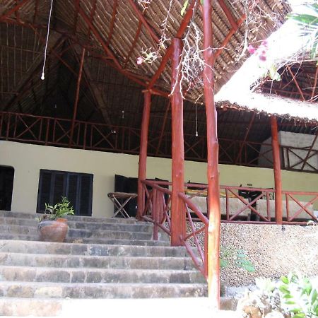Kiloran Funzi House Exterior foto