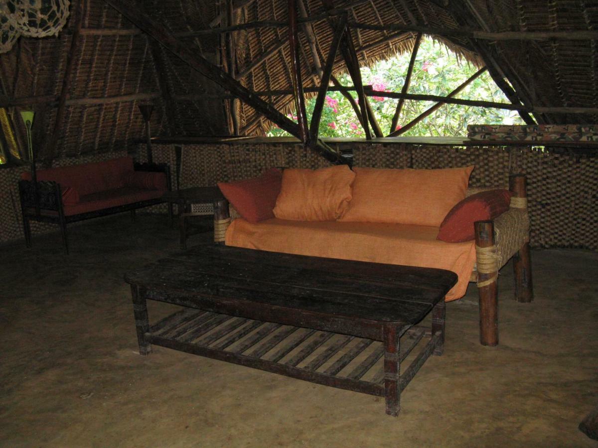 Kiloran Funzi House Exterior foto