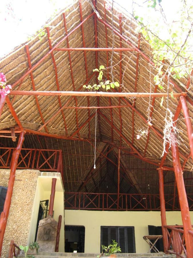 Kiloran Funzi House Exterior foto