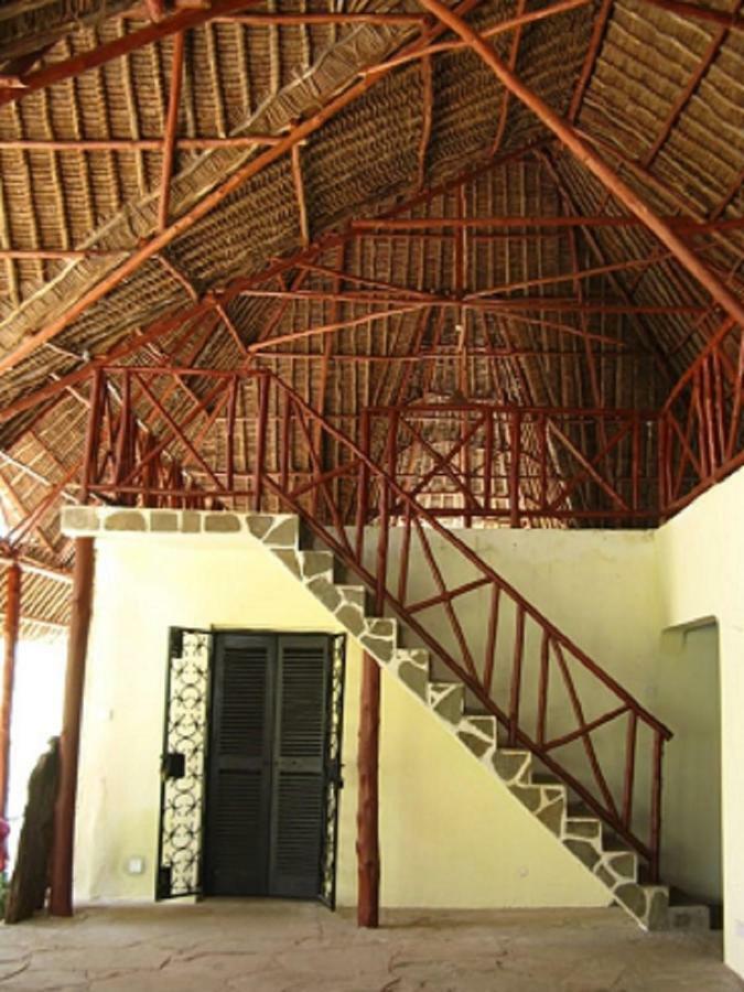 Kiloran Funzi House Exterior foto